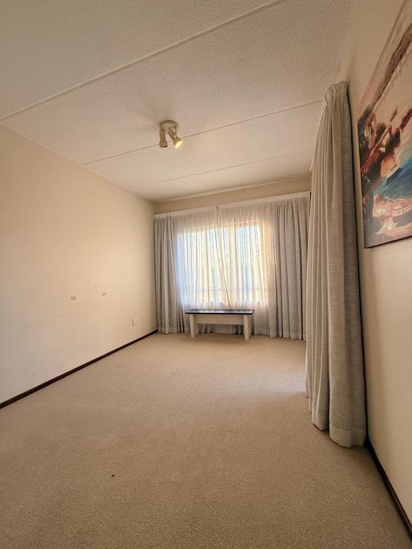 2 Bedroom Property for Sale in Strathavon Gauteng
