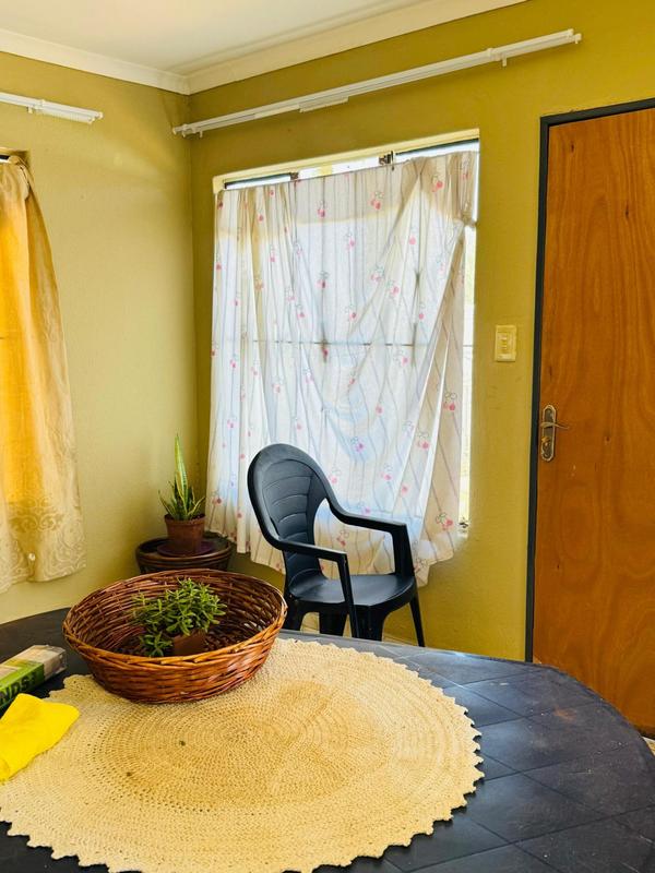 2 Bedroom Property for Sale in Dawn Park Gauteng