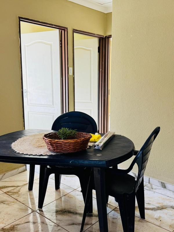 2 Bedroom Property for Sale in Dawn Park Gauteng