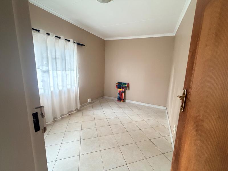 2 Bedroom Property for Sale in Erasmia Gauteng