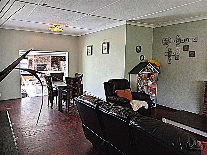 3 Bedroom Property for Sale in Parkdene Gauteng