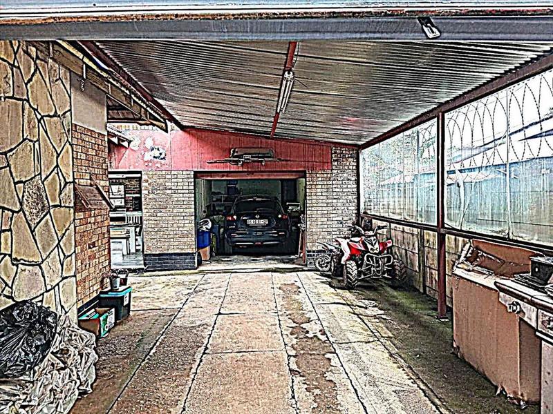 3 Bedroom Property for Sale in Parkdene Gauteng