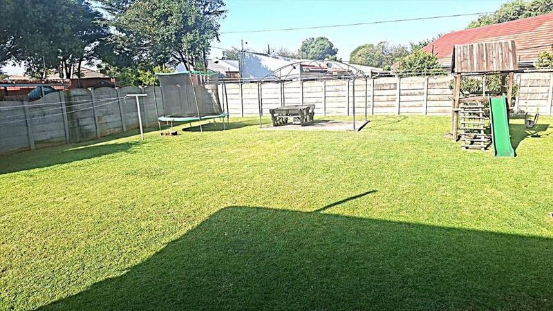 3 Bedroom Property for Sale in Parkdene Gauteng