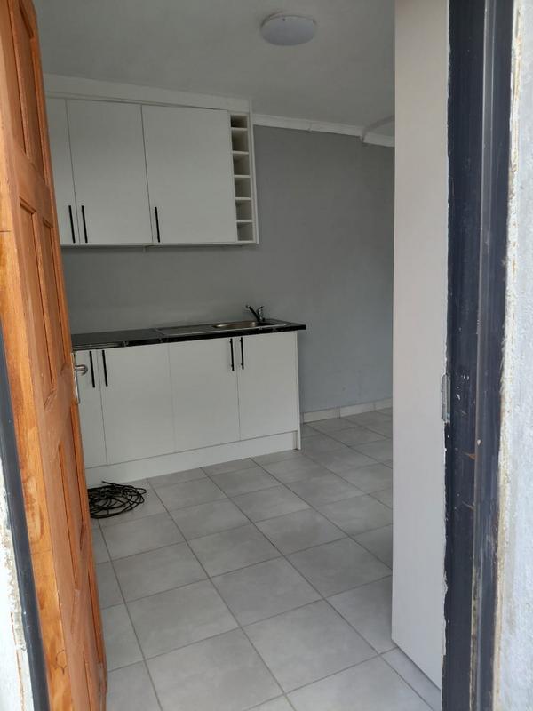 To Let 1 Bedroom Property for Rent in Cresta Gauteng
