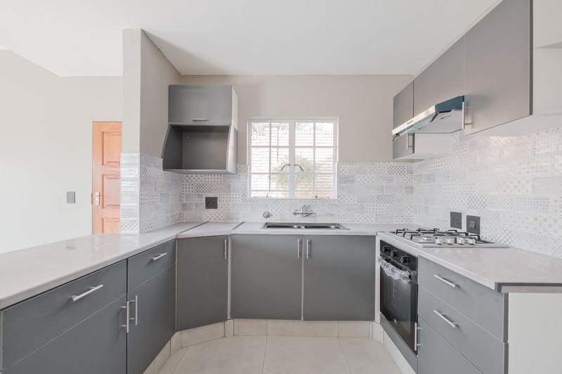 3 Bedroom Property for Sale in Amberfield Manor Gauteng