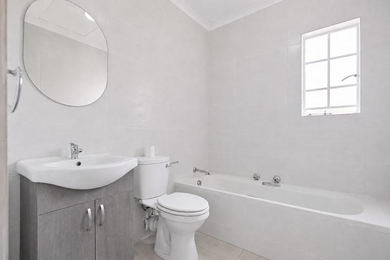 3 Bedroom Property for Sale in Amberfield Manor Gauteng