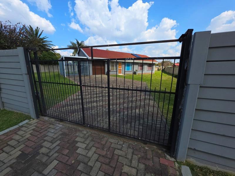 3 Bedroom Property for Sale in Pomona Gauteng