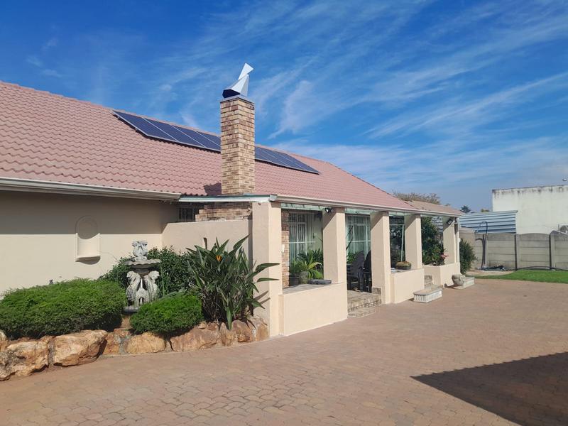 3 Bedroom Property for Sale in Klippoortjie Gauteng