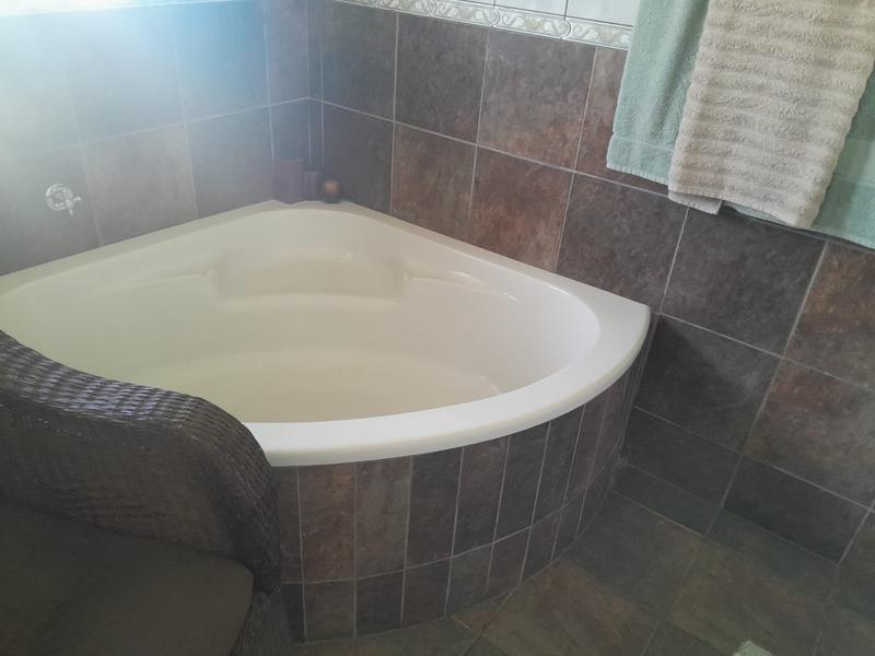 3 Bedroom Property for Sale in Klippoortjie Gauteng