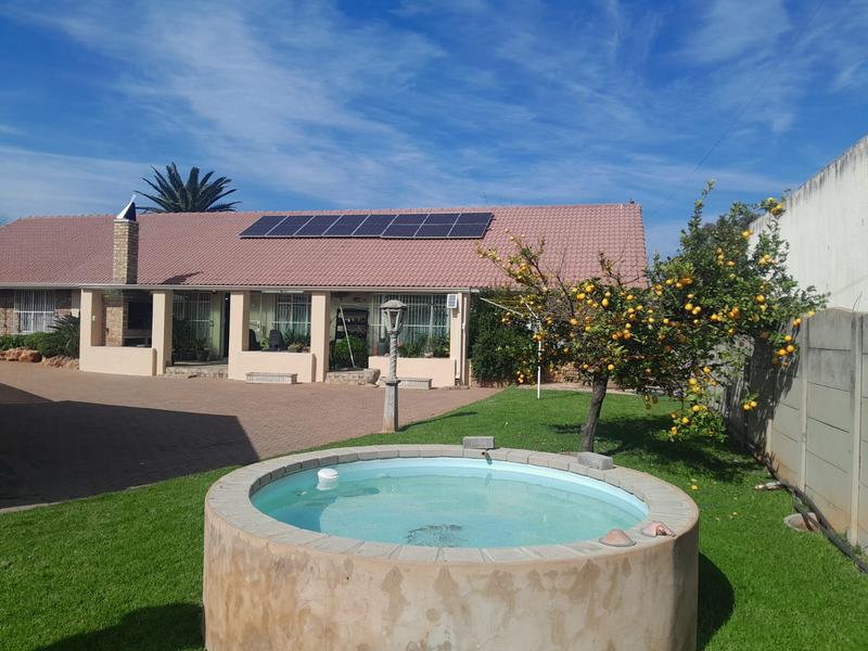 3 Bedroom Property for Sale in Klippoortjie Gauteng