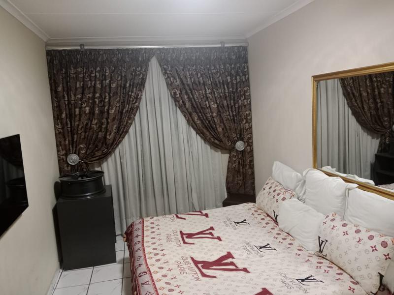 4 Bedroom Property for Sale in Dalpark Gauteng