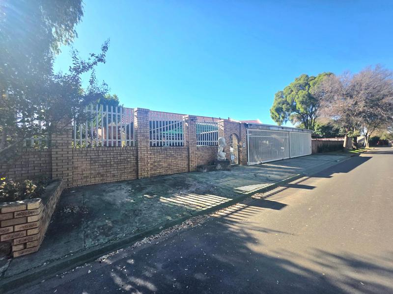4 Bedroom Property for Sale in Van Dyk Park Gauteng