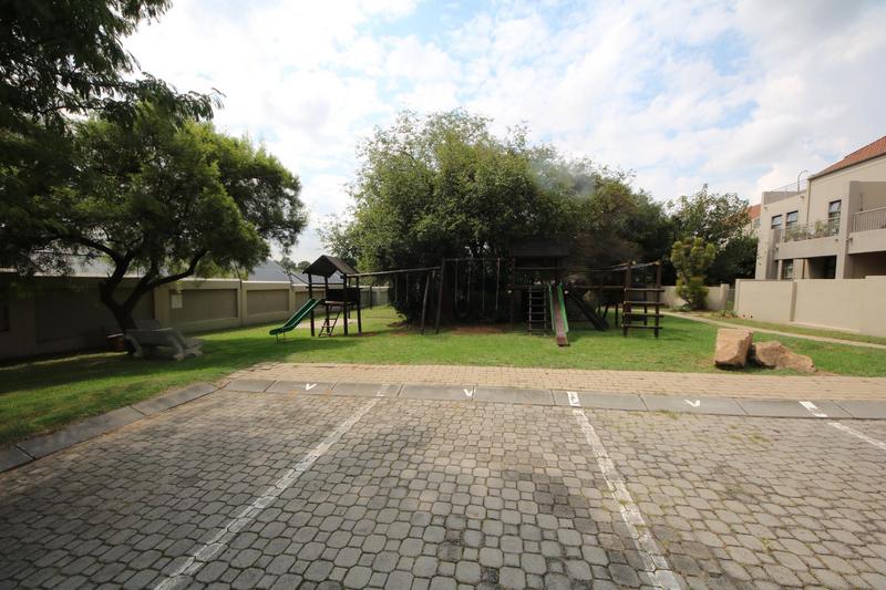 To Let 2 Bedroom Property for Rent in Paulshof Gauteng