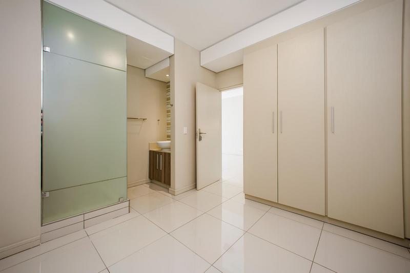 To Let 2 Bedroom Property for Rent in Rosebank Gauteng