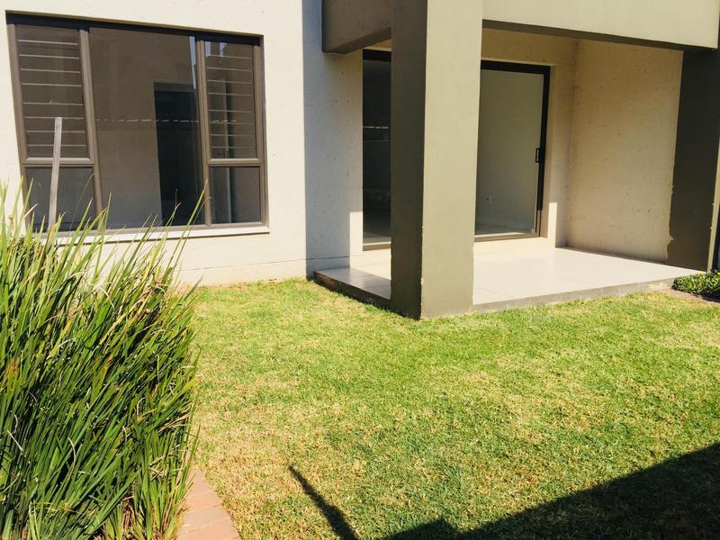 To Let 1 Bedroom Property for Rent in Fourways Gauteng