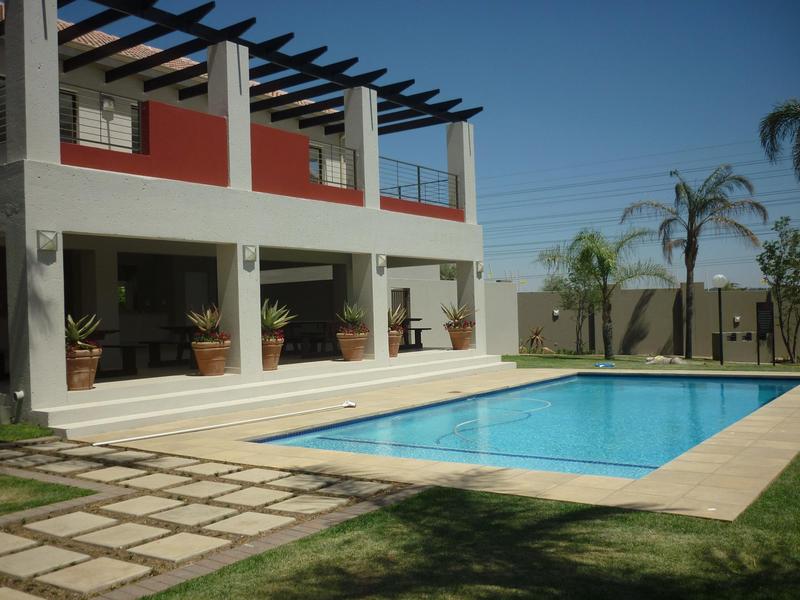 To Let 2 Bedroom Property for Rent in Sunninghill Gauteng