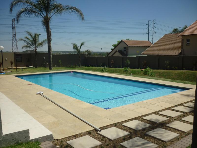 To Let 2 Bedroom Property for Rent in Sunninghill Gauteng