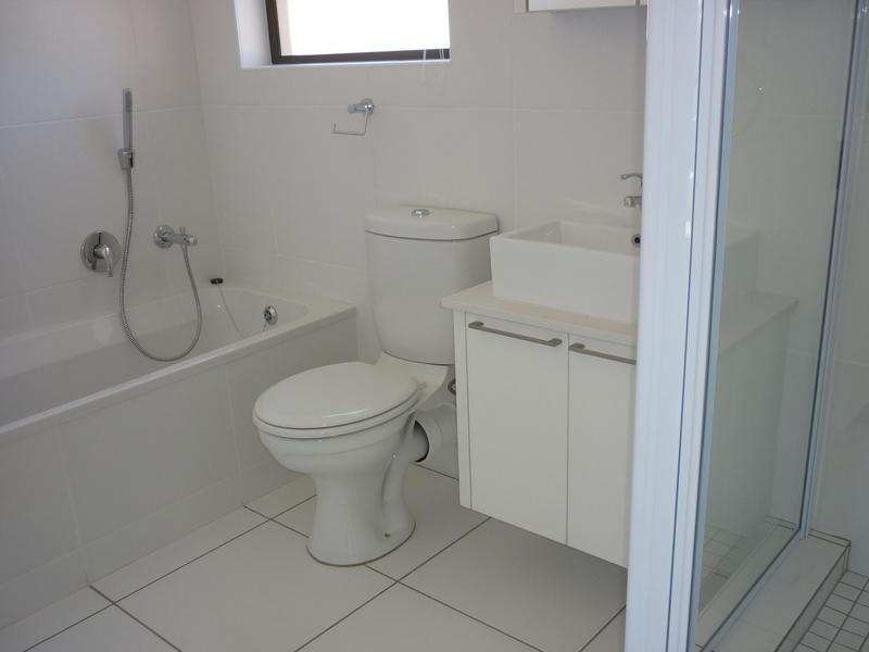 To Let 2 Bedroom Property for Rent in Sunninghill Gauteng