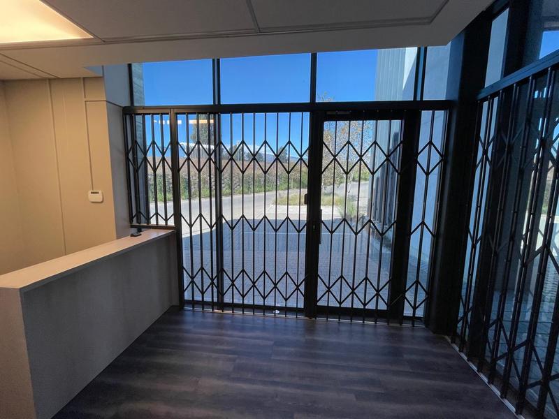 To Let Commercial Property for Rent in Louwlardia Gauteng