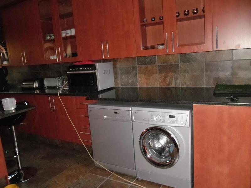 To Let 3 Bedroom Property for Rent in Pierre Van Ryneveld Gauteng