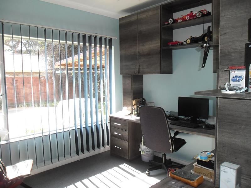 To Let 3 Bedroom Property for Rent in Pierre Van Ryneveld Gauteng