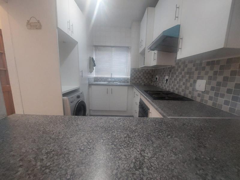2 Bedroom Property for Sale in Greenhills Gauteng