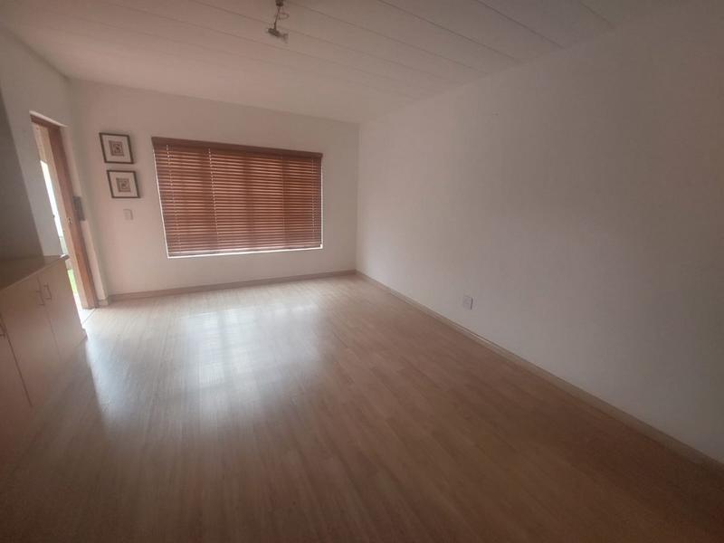 2 Bedroom Property for Sale in Greenhills Gauteng