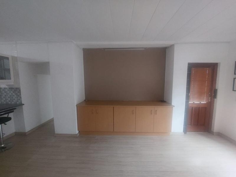 2 Bedroom Property for Sale in Greenhills Gauteng