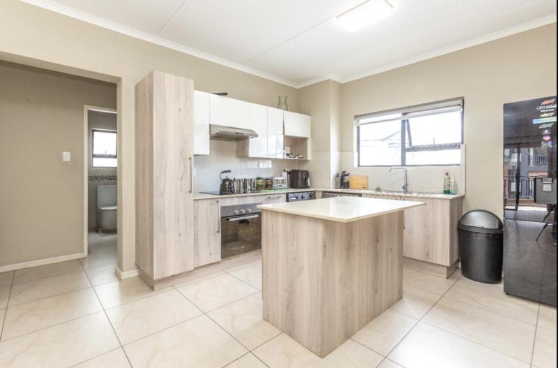 To Let 2 Bedroom Property for Rent in North Riding Gauteng