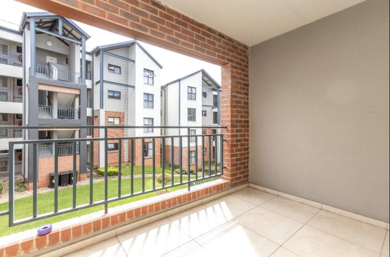 To Let 2 Bedroom Property for Rent in North Riding Gauteng