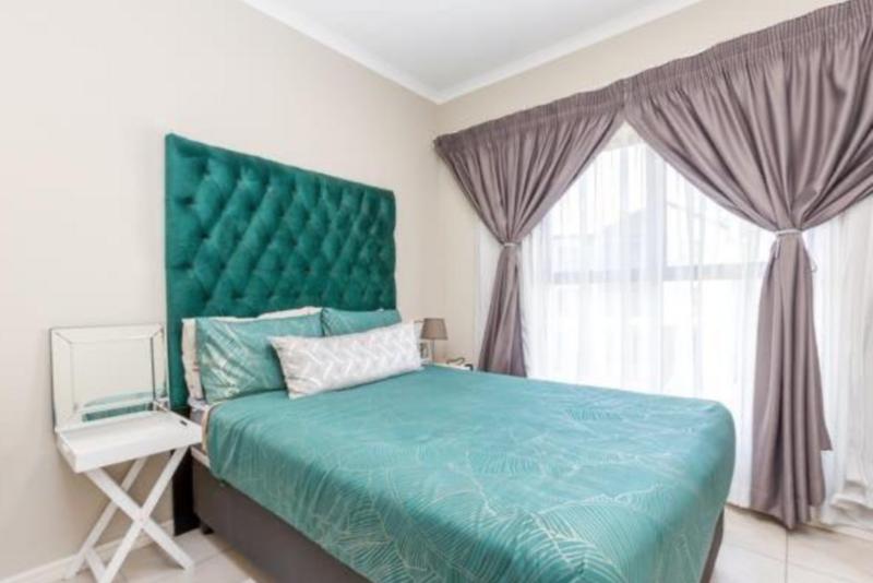 To Let 2 Bedroom Property for Rent in North Riding Gauteng