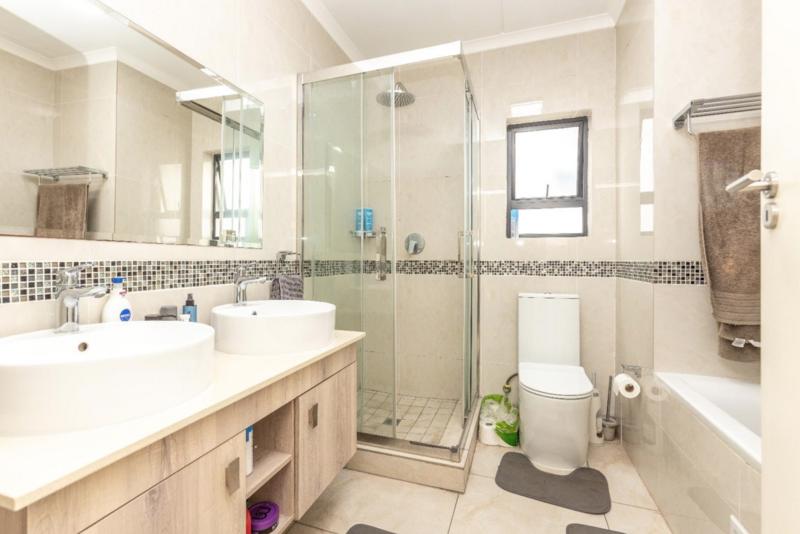 To Let 2 Bedroom Property for Rent in North Riding Gauteng