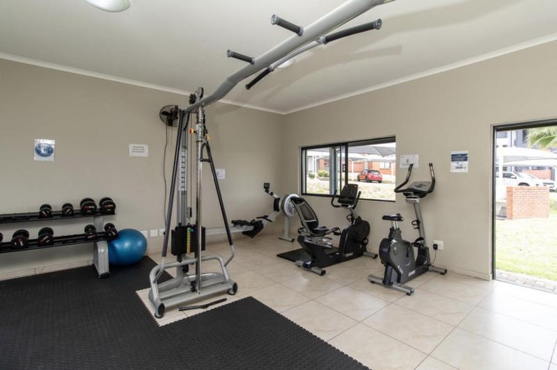 To Let 2 Bedroom Property for Rent in North Riding Gauteng
