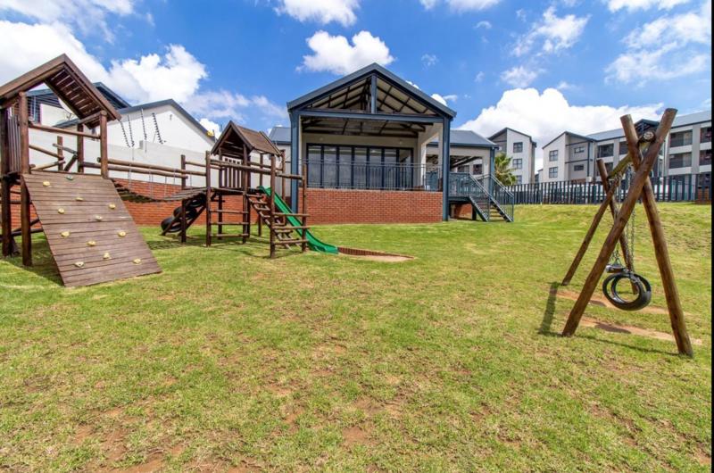 To Let 2 Bedroom Property for Rent in North Riding Gauteng