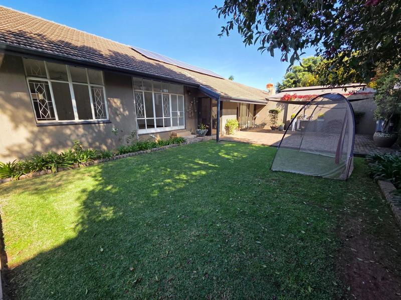 To Let 4 Bedroom Property for Rent in Lynnwood Gauteng