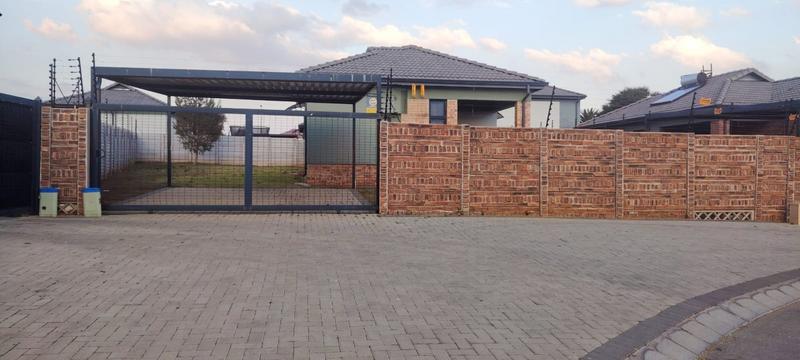4 Bedroom Property for Sale in Mindalore Gauteng
