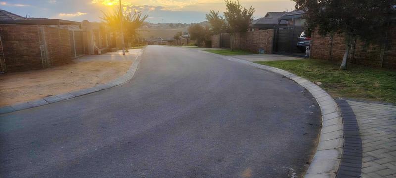 4 Bedroom Property for Sale in Mindalore Gauteng