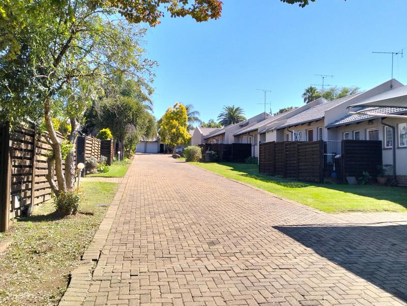 2 Bedroom Property for Sale in Birchleigh Gauteng