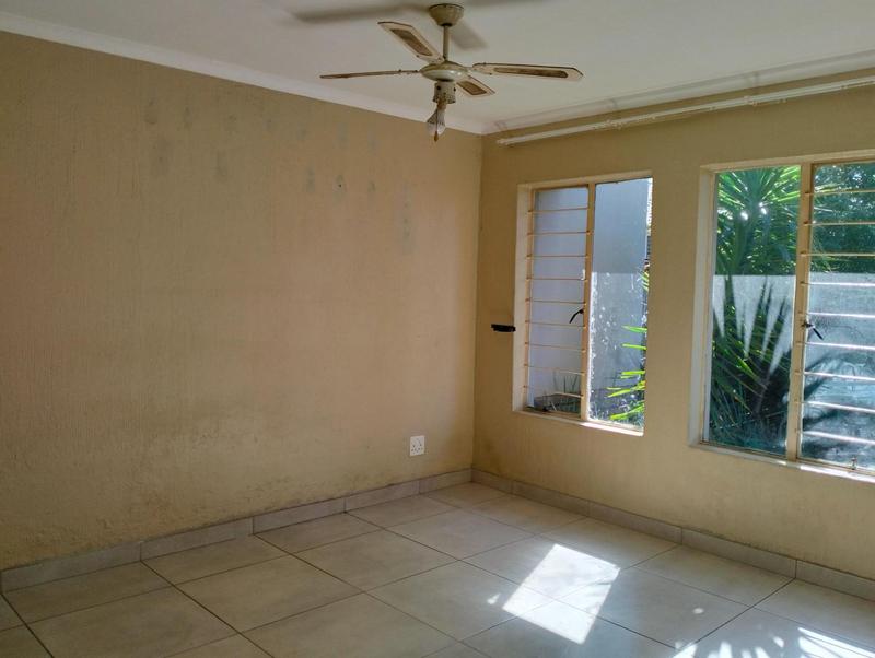 2 Bedroom Property for Sale in Birchleigh Gauteng