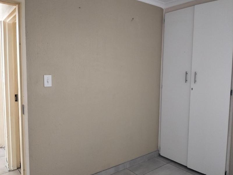 2 Bedroom Property for Sale in Birchleigh Gauteng