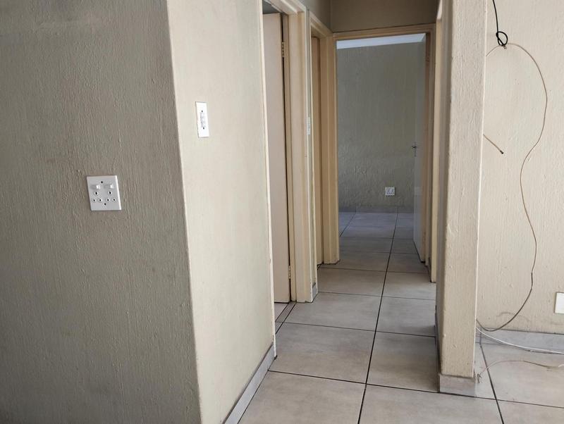 2 Bedroom Property for Sale in Birchleigh Gauteng