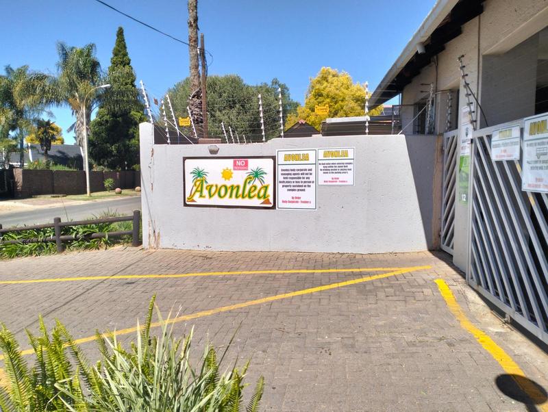 2 Bedroom Property for Sale in Glen Marais Gauteng