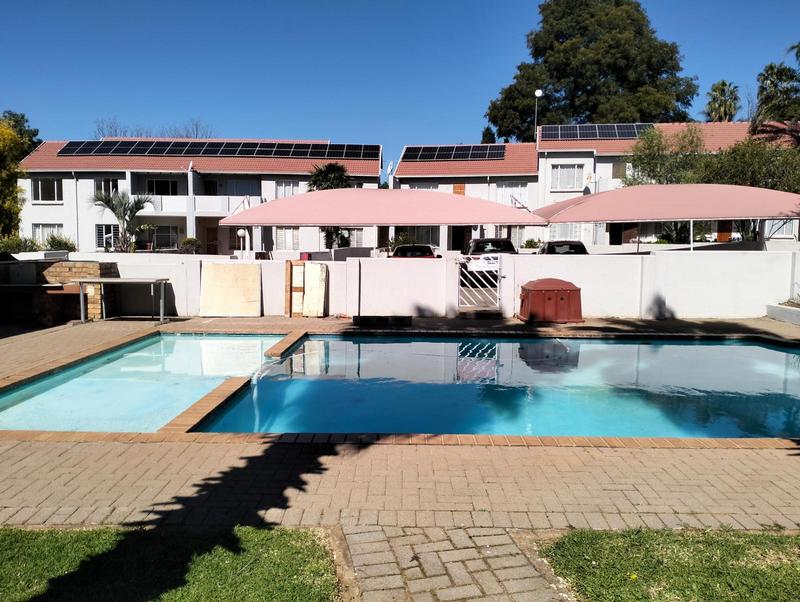 2 Bedroom Property for Sale in Glen Marais Gauteng