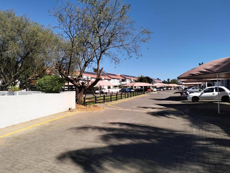 2 Bedroom Property for Sale in Glen Marais Gauteng