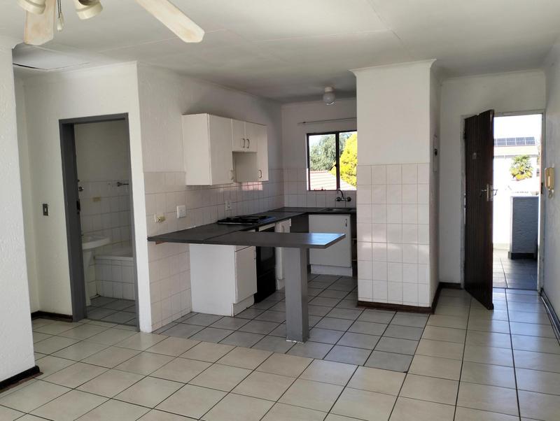 2 Bedroom Property for Sale in Glen Marais Gauteng