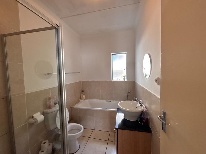 2 Bedroom Property for Sale in Ferndale Gauteng