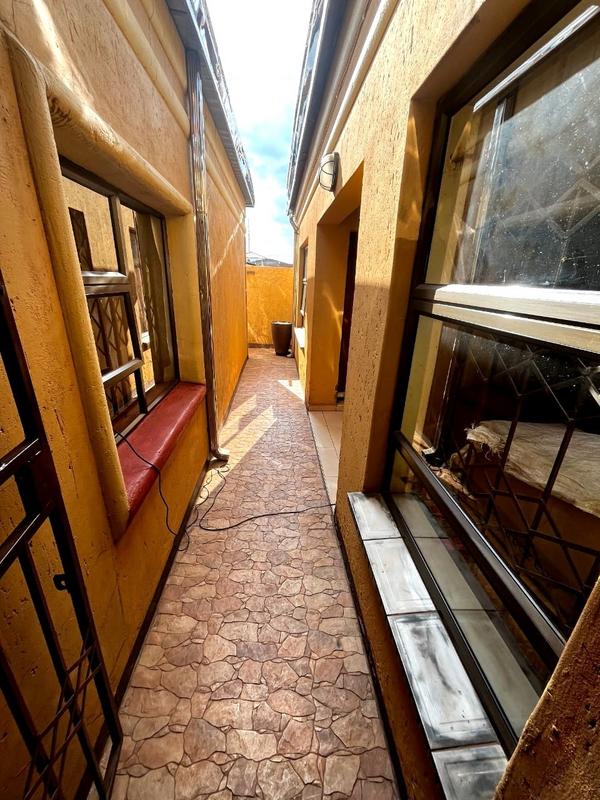 2 Bedroom Property for Sale in Glen Ridge Gauteng