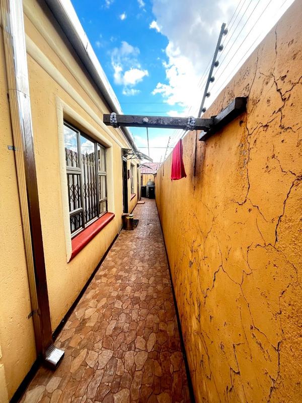 2 Bedroom Property for Sale in Glen Ridge Gauteng