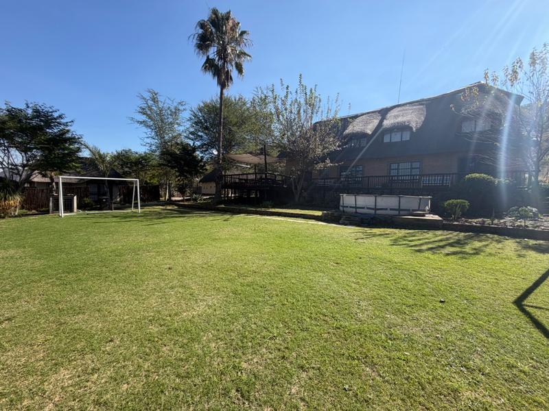 To Let 6 Bedroom Property for Rent in Hennops River Gauteng