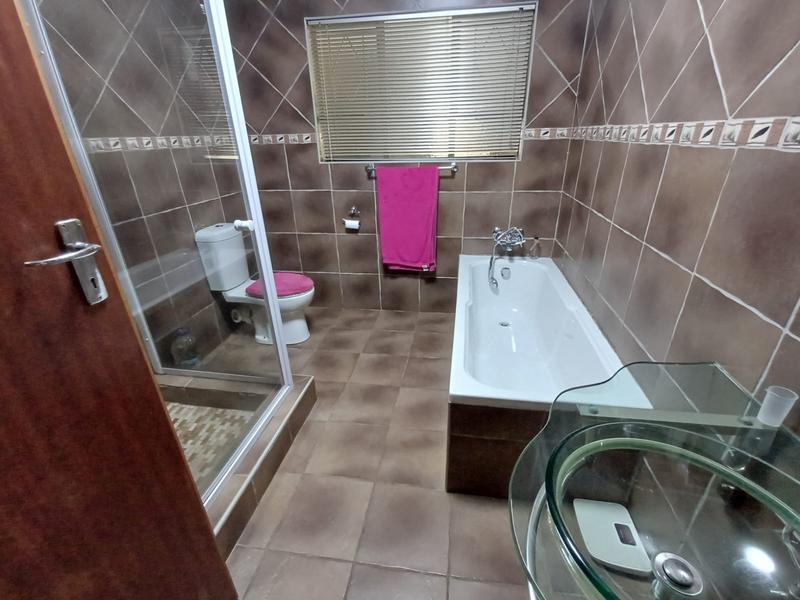 4 Bedroom Property for Sale in Vanderbijlpark SE Gauteng